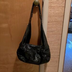 Kenneth Cole Black Textured Black Leather Shoulder Bag